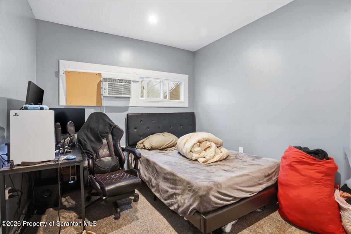 220 Ferdinand Street Scranton, PA 18508 - Photo 17 of 32 17-220_Ferdinand_016