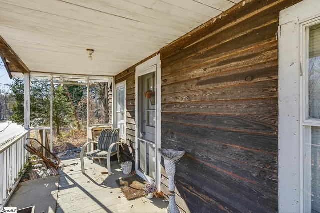 $275,000 | 2141 Geer Highway, Travelers Rest, SC 29690