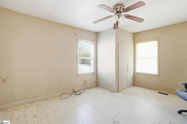 $275,000 | 2141 Geer Highway, Travelers Rest, SC 29690