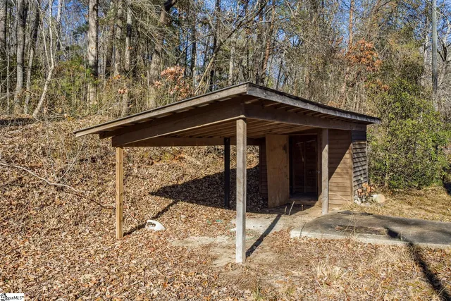 $275,000 | 2141 Geer Highway, Travelers Rest, SC 29690