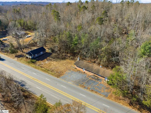 $275,000 | 2141 Geer Highway, Travelers Rest, SC 29690