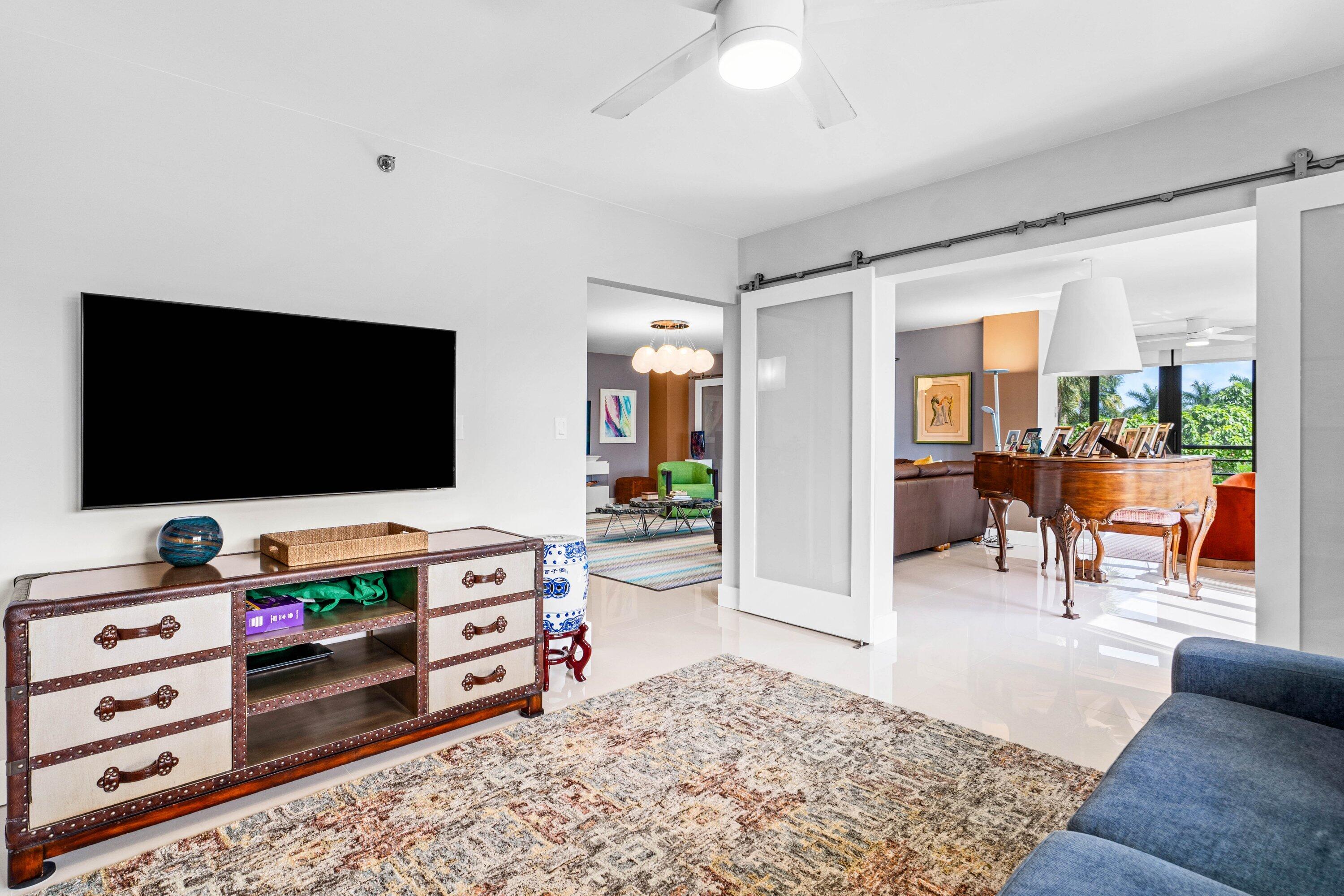 004-7572RegencyLakeDrive-301-BocaRaton-F