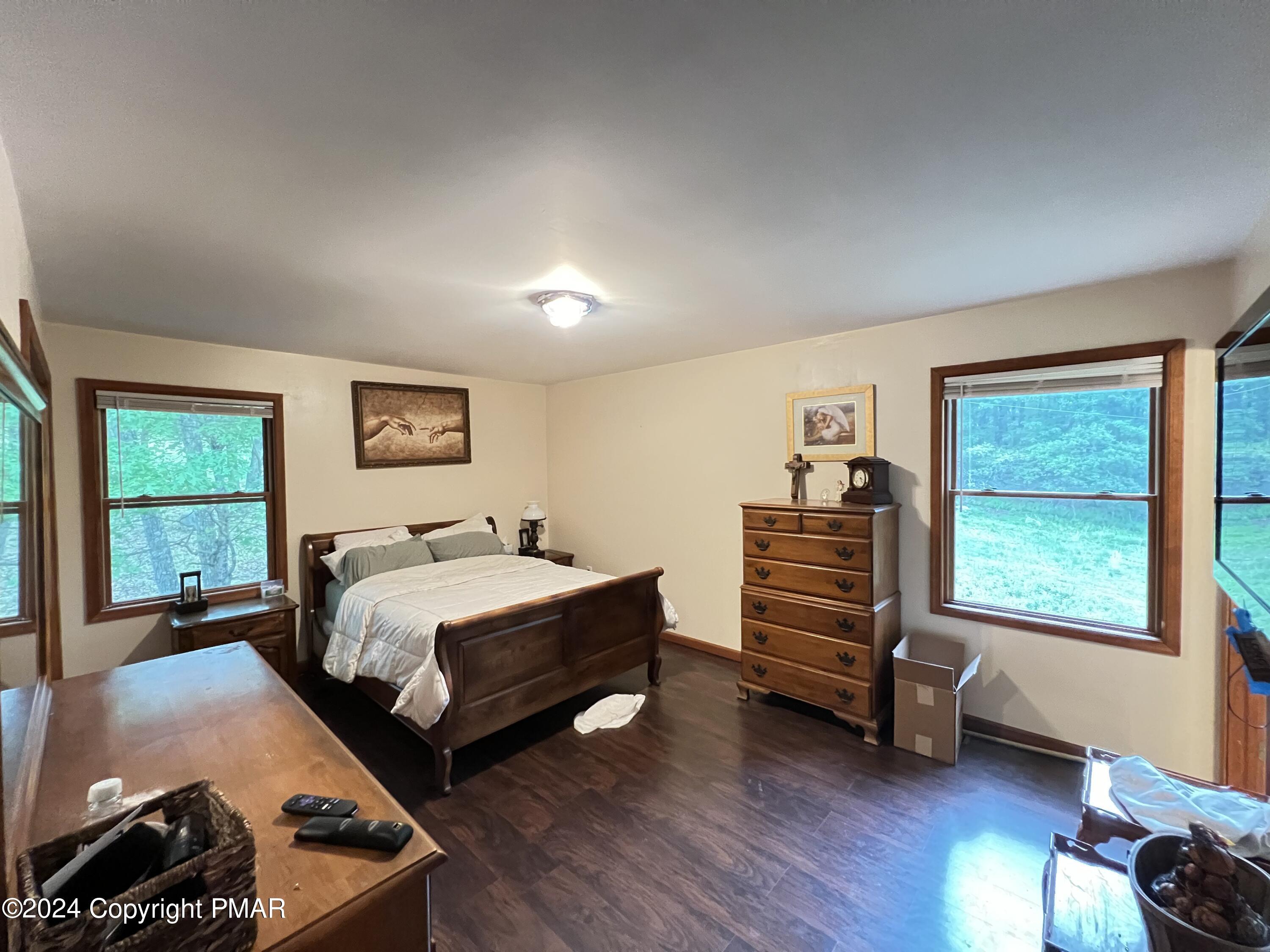 107 Warbler Court Bushkill, PA 18324 - Photo 19 of 36 12-Primary Bedroom (1)