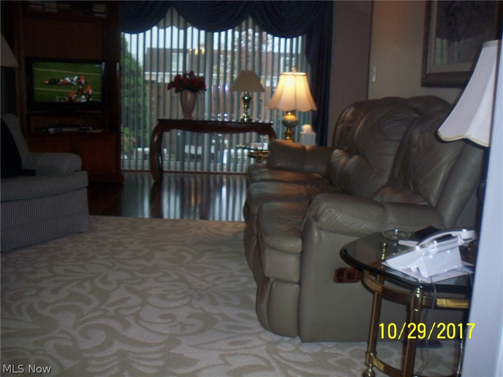 6480 State Road, Unit F2 Parma, OH 44134 - Photo 6 of 8