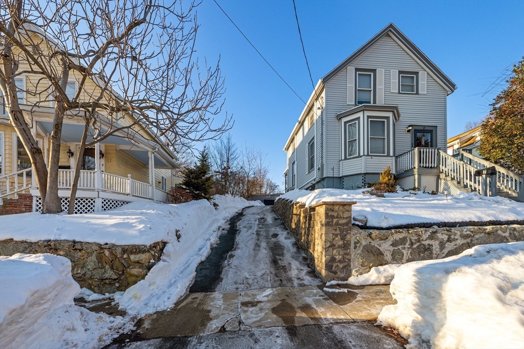 7 Adams Avenue Saugus, MA 01906 - Photo 2 of 39