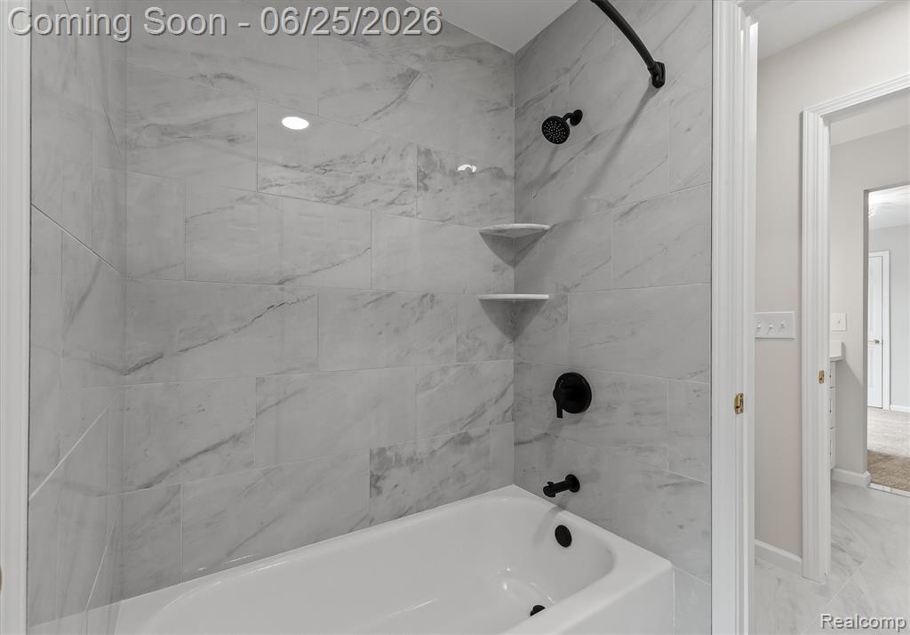 3612 Sleepy Fox Drive Rochester Hills, MI 48309 - Photo 24 of 41