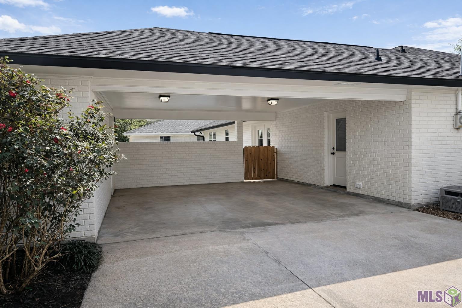 576 College Hill Drive Baton Rouge, LA 70808 - Photo 13 of 17