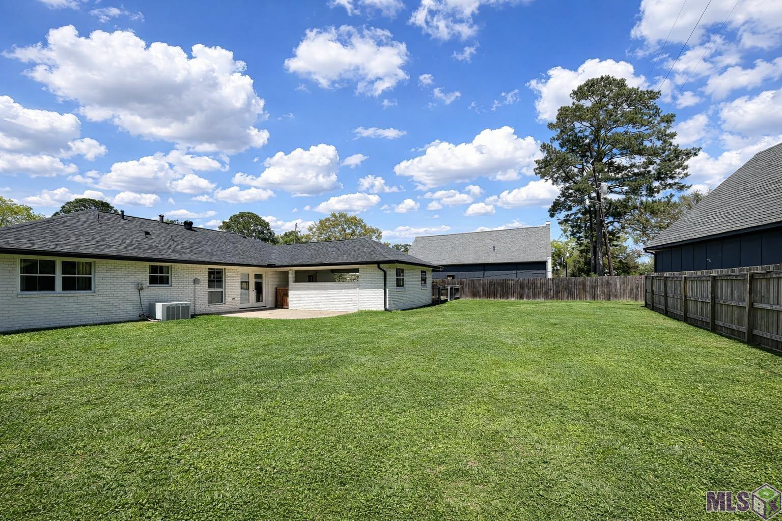 576 College Hill Drive Baton Rouge, LA 70808 - Photo 15 of 17