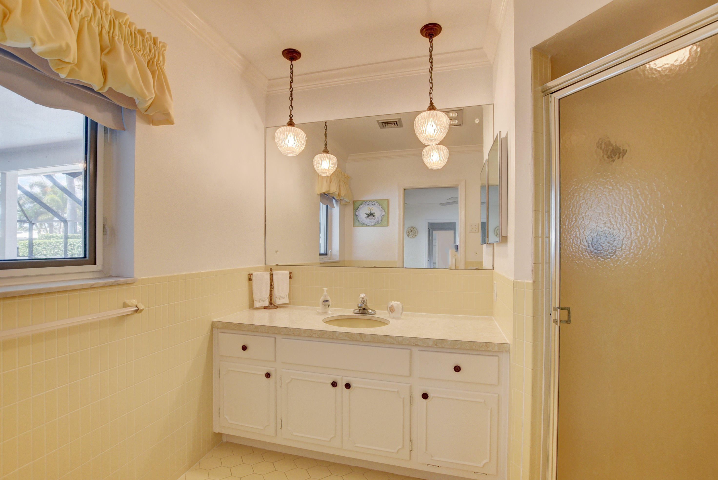 1361 Mulberry Way Boca Raton, FL 33486 - Photo 32 of 43 Master Bath