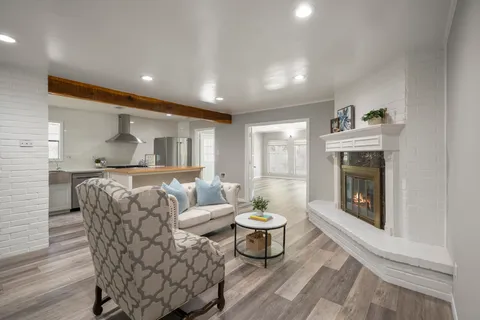 $284,999 | 5918 Par 4 Drive, Houston, TX 77088