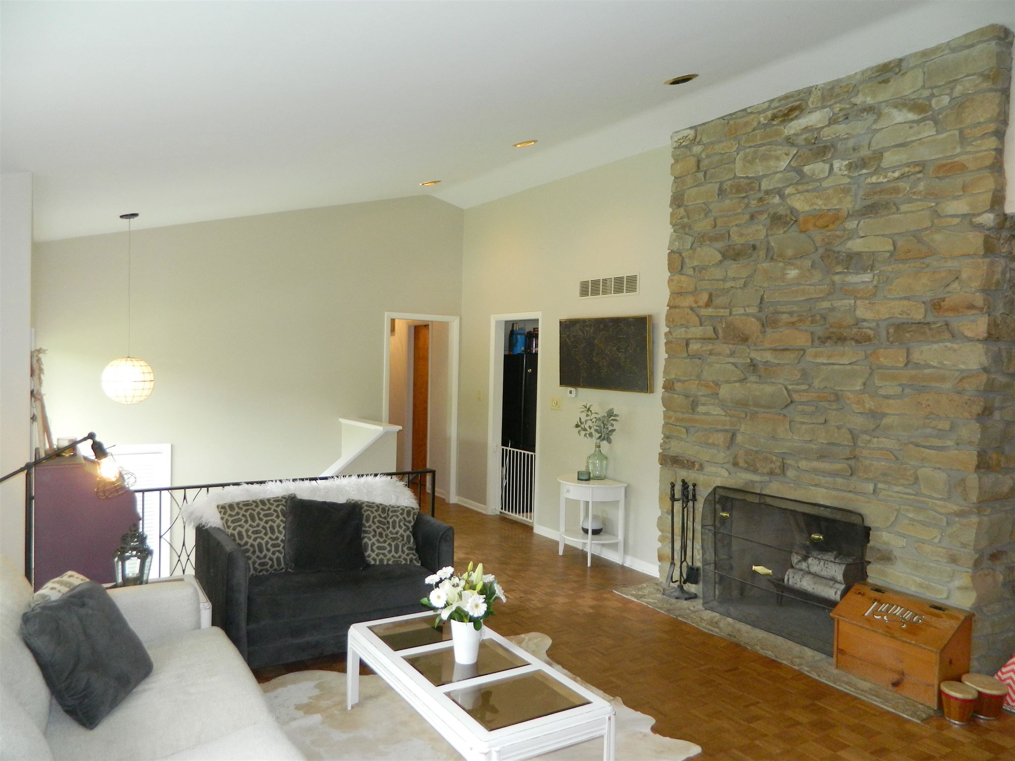1422 Winfield Road Bloomington, IN 47401 - Photo 2 of 15