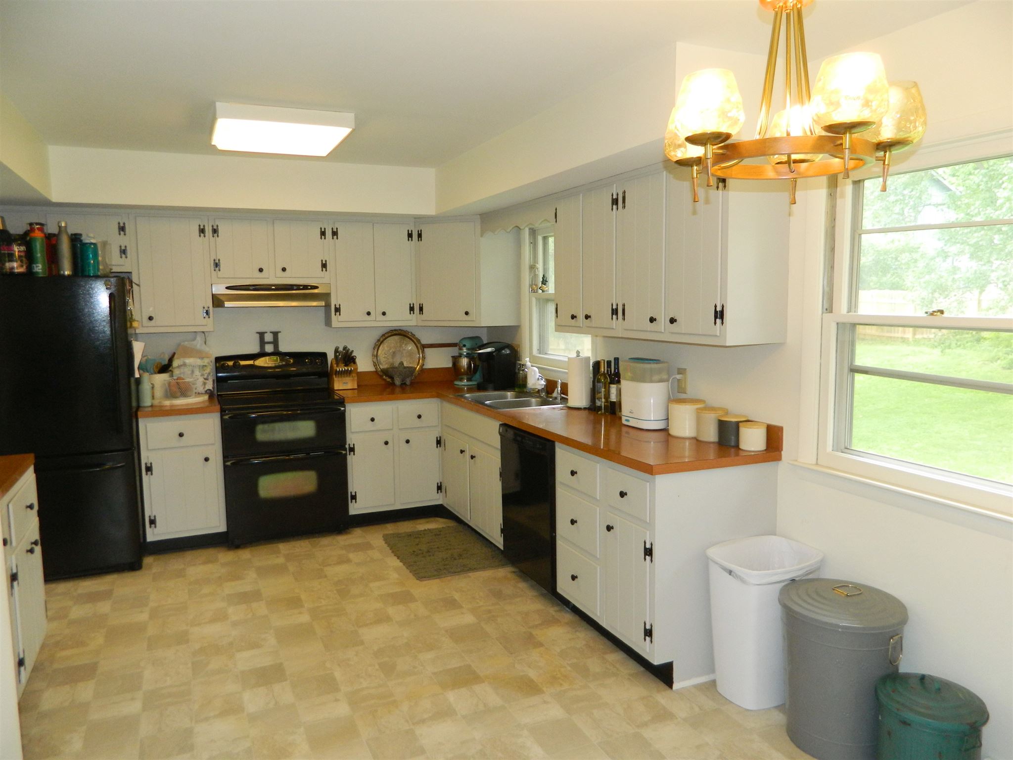 1422 Winfield Road Bloomington, IN 47401 - Photo 7 of 15