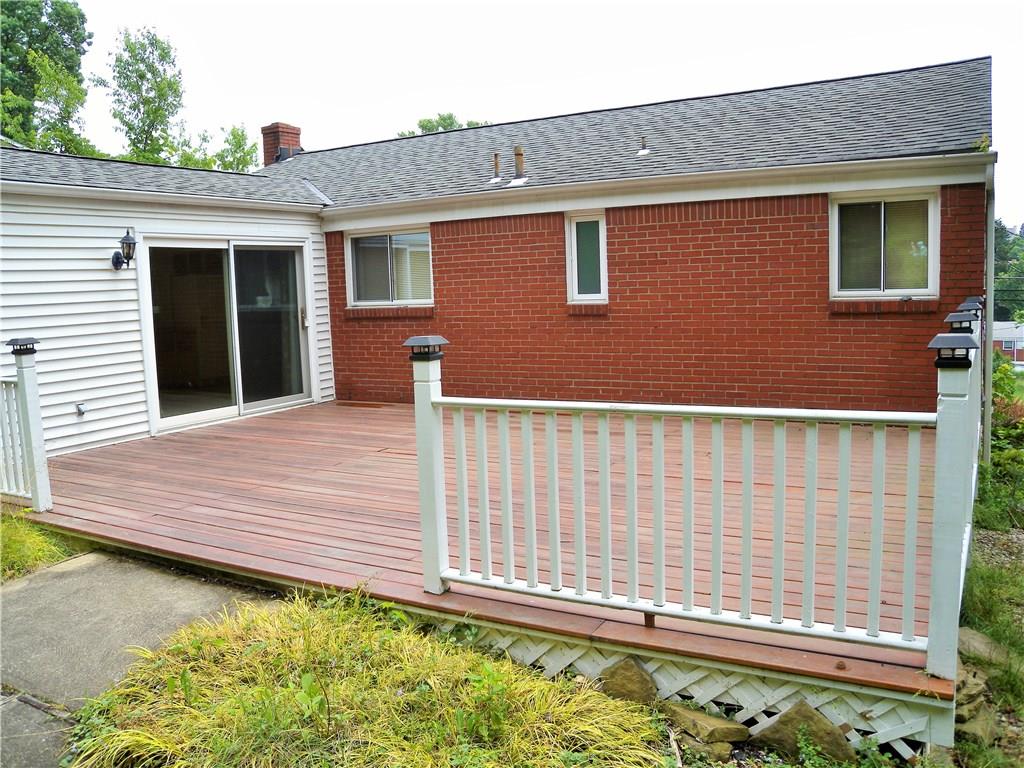 23 Seneca Road Pittsburgh, PA 15241 - Photo 22 of 25 BACK DECK