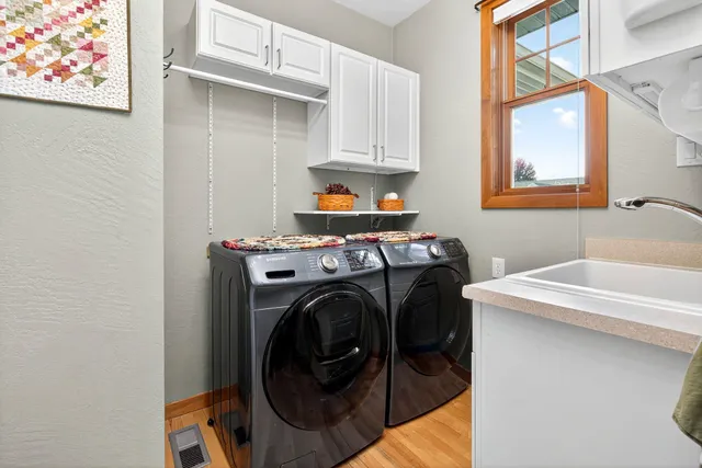 $614,900 | 1516 Kingswood Drive, Neenah, WI 54956