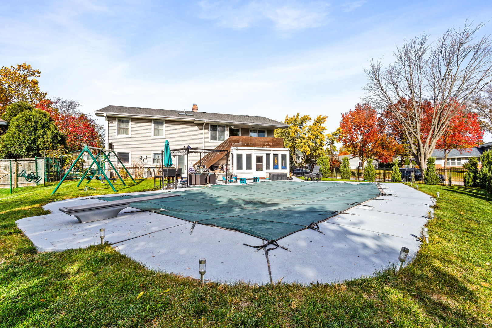 1585 West Oakmont Road Hoffman Estates, IL 60169 - Photo 22 of 25 an aerial view of a house with swimming pool and porch