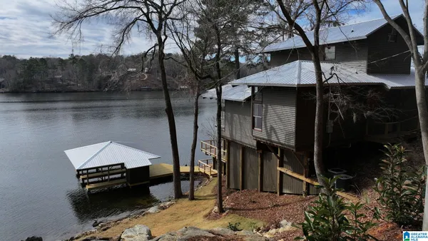 $995,000 | 180 Grays Ferry Road, Titus, AL 36080