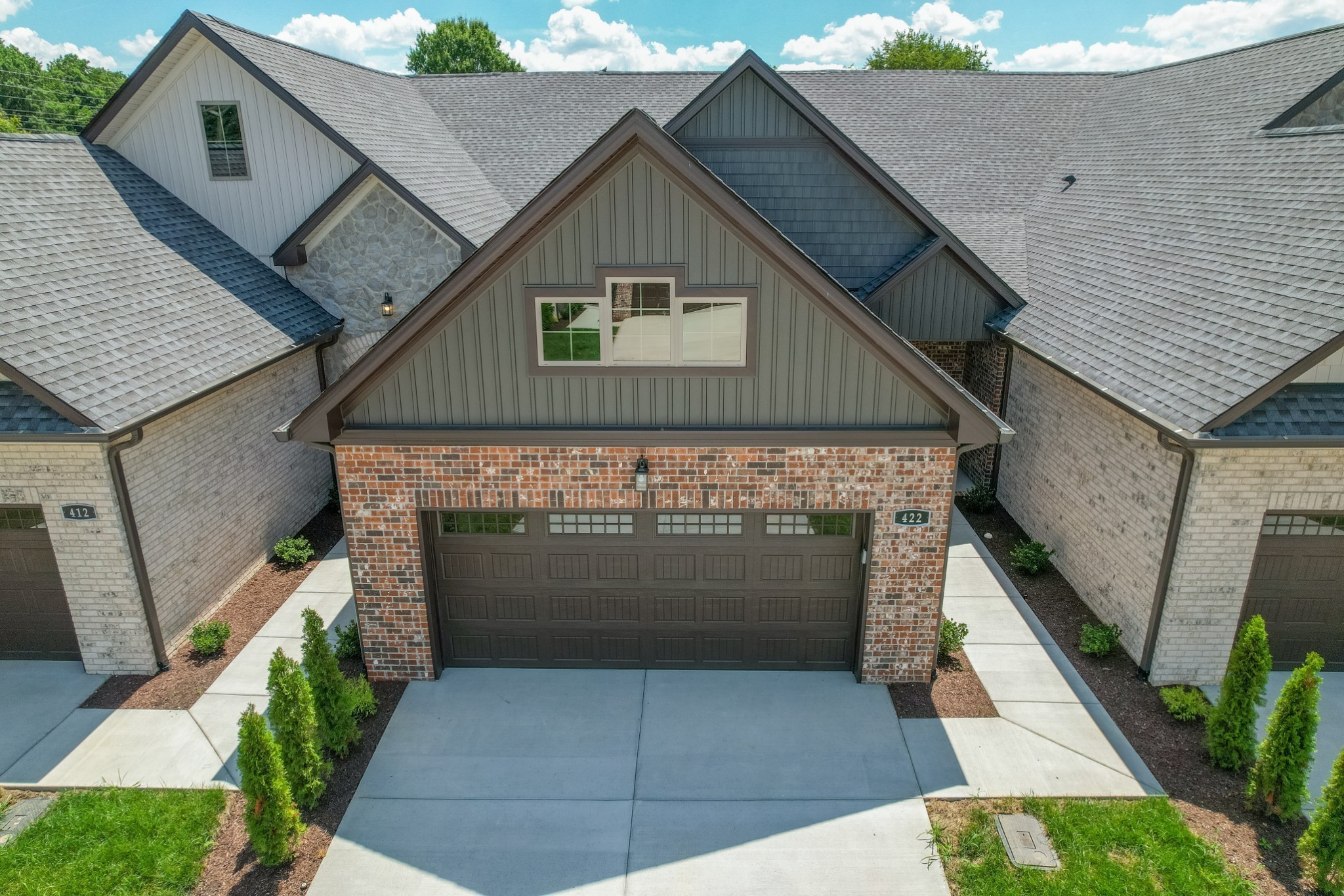 422 West Foxrun Springfield, TN 37172 - Photo 2 of 18 a front view of a house with garage