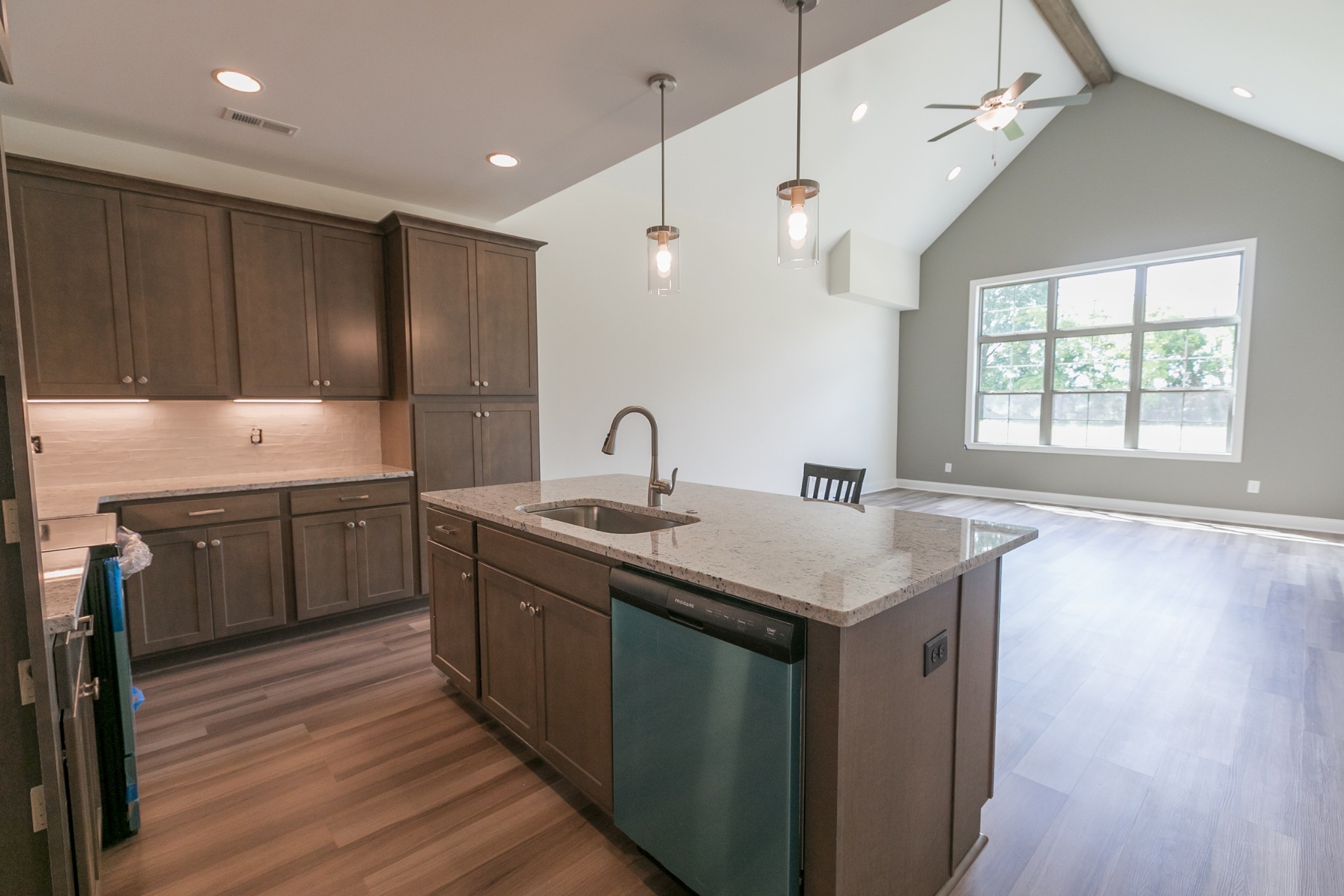 422 West Foxrun Springfield, TN 37172 - Photo 7 of 18 a kitchen with a sink stove and cabinets