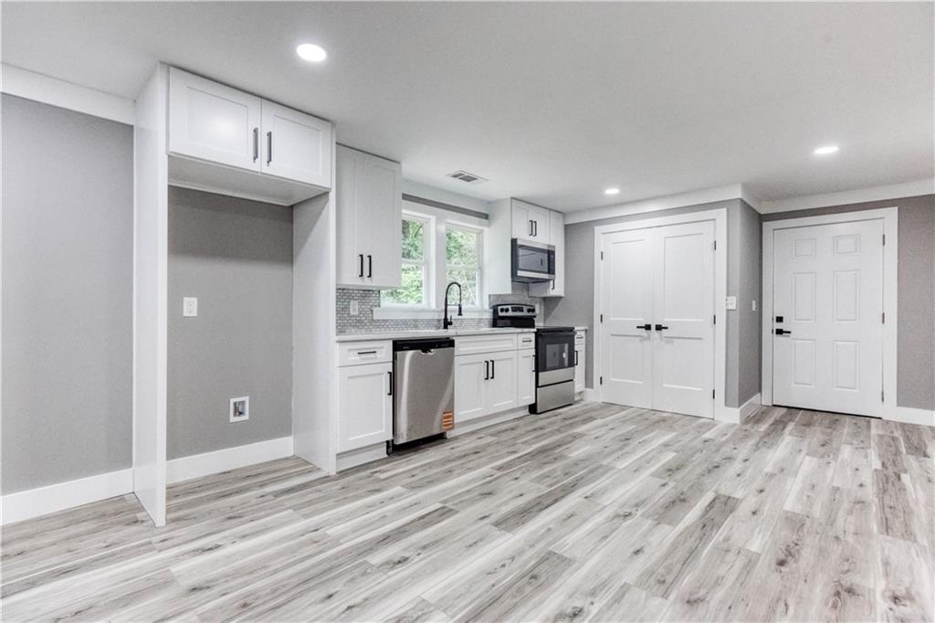 206 Walker Drive Monroe, GA 30655 - Photo 13 of 24