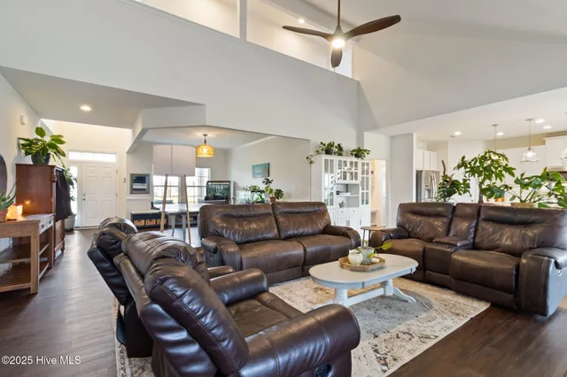 $644,900 | 106 Gander Drive, Moyock, NC 27958