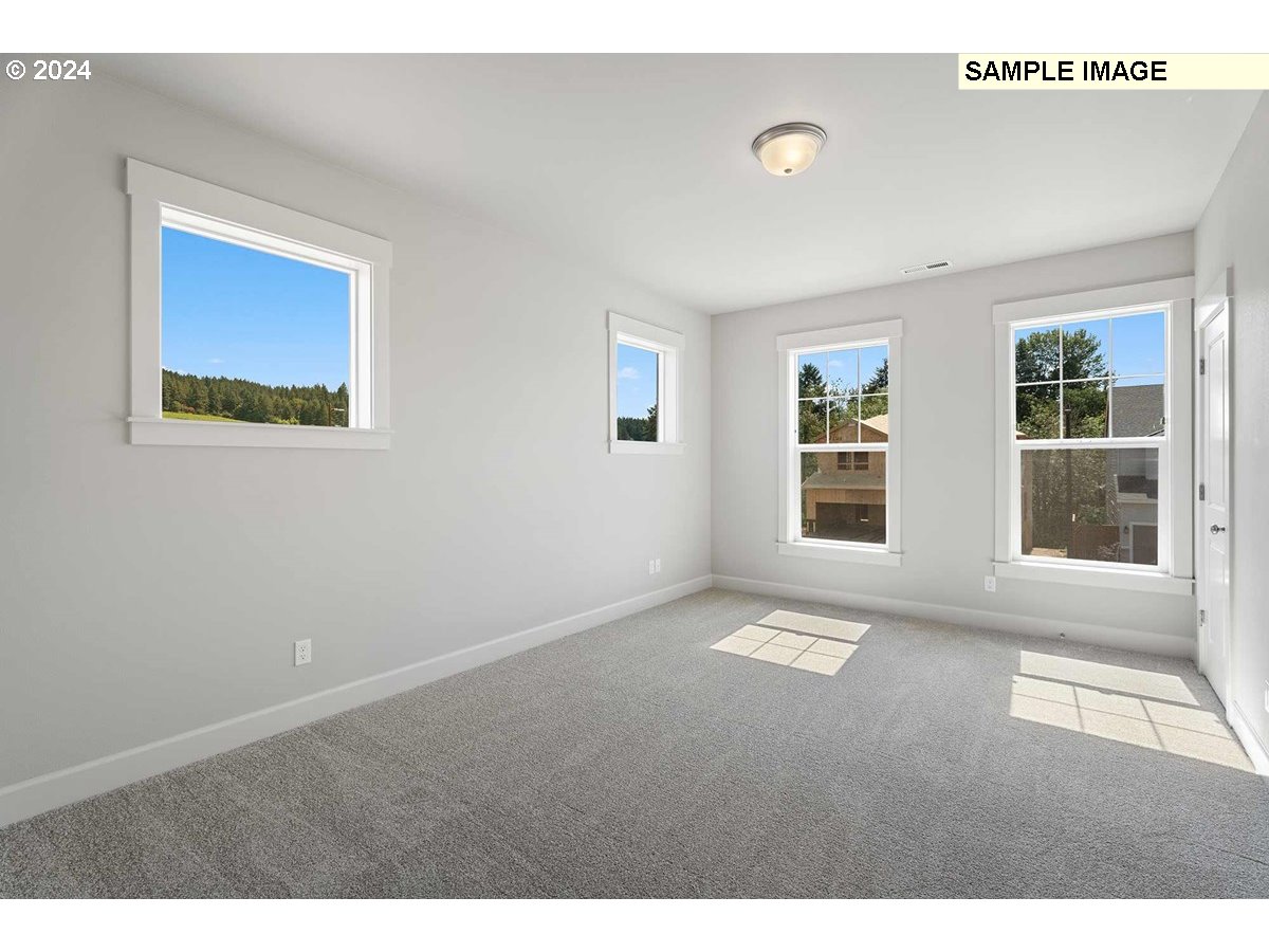 12103 Southwest Strobel Road, Unit HS #36 Beaverton, OR 97007 - Photo 3 of 19 Gallery Image 3