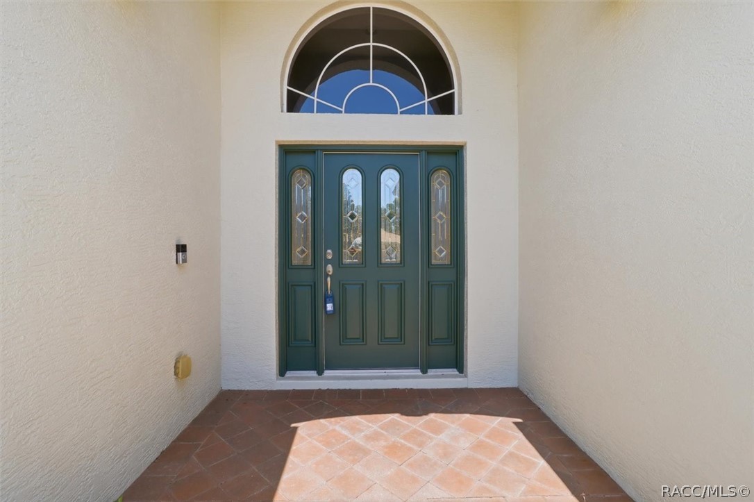 1683 North Shadowview Path Hernando, FL 34442 - Photo 6 of 46
