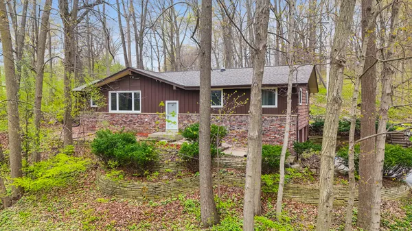 $466,400 | 21195 Mary Lynn Drive, Brookfield, WI 53045