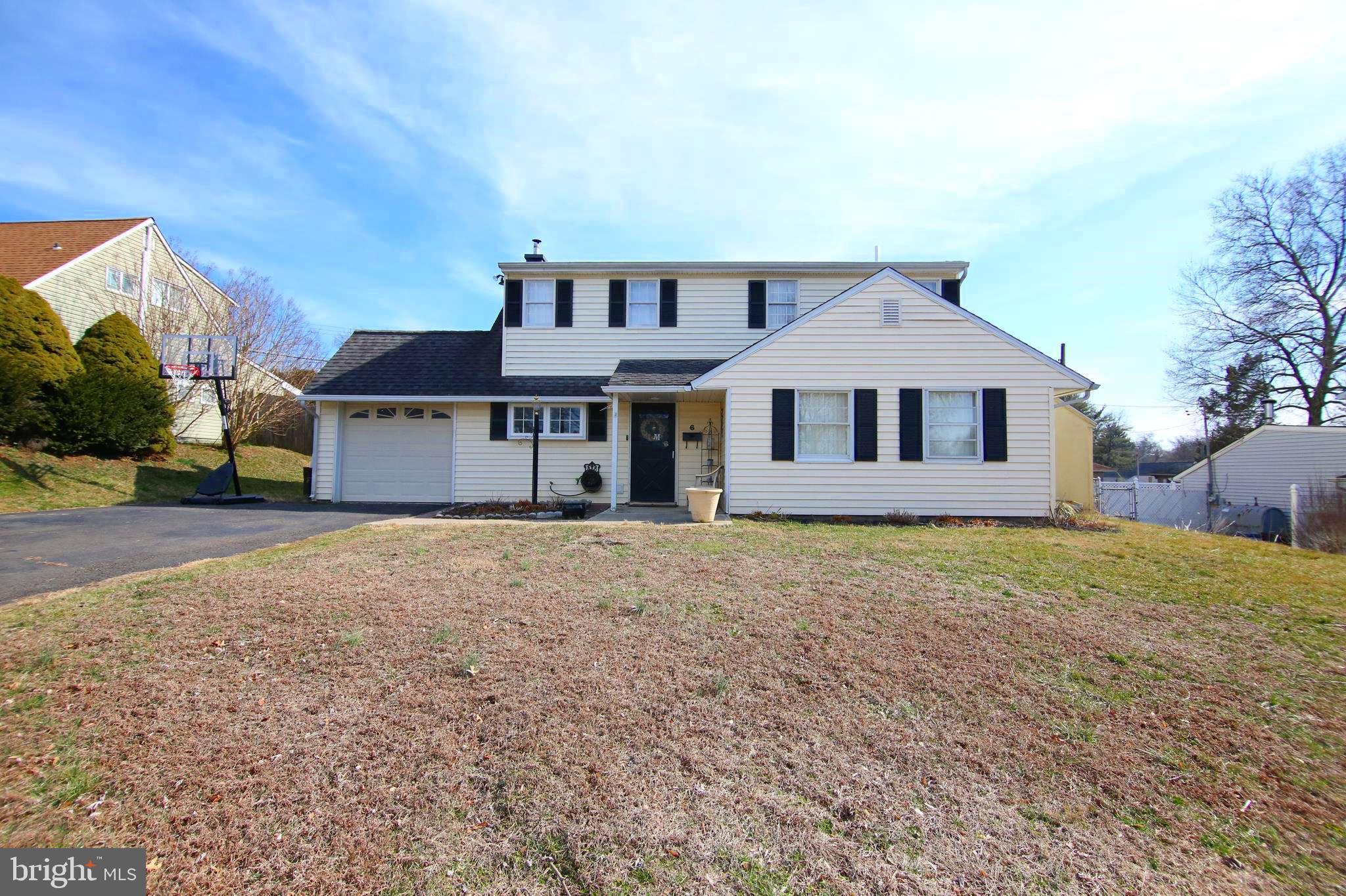 6 Hunt Road Levittown, PA 19056 - Photo 2 of 39 Gallery Image 2