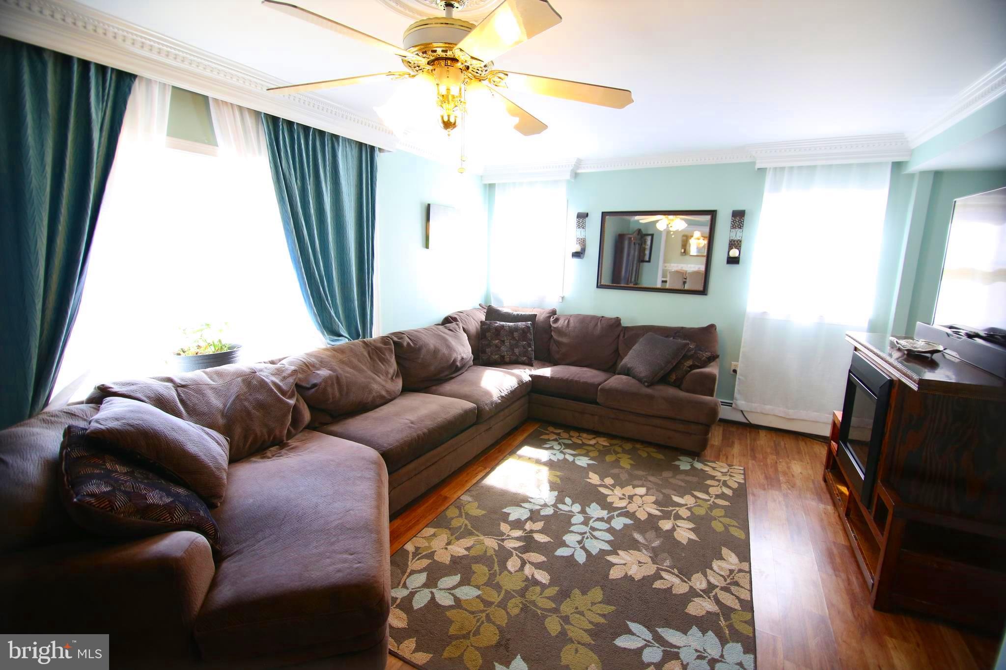 6 Hunt Road Levittown, PA 19056 - Photo 16 of 39 Gallery Image 16