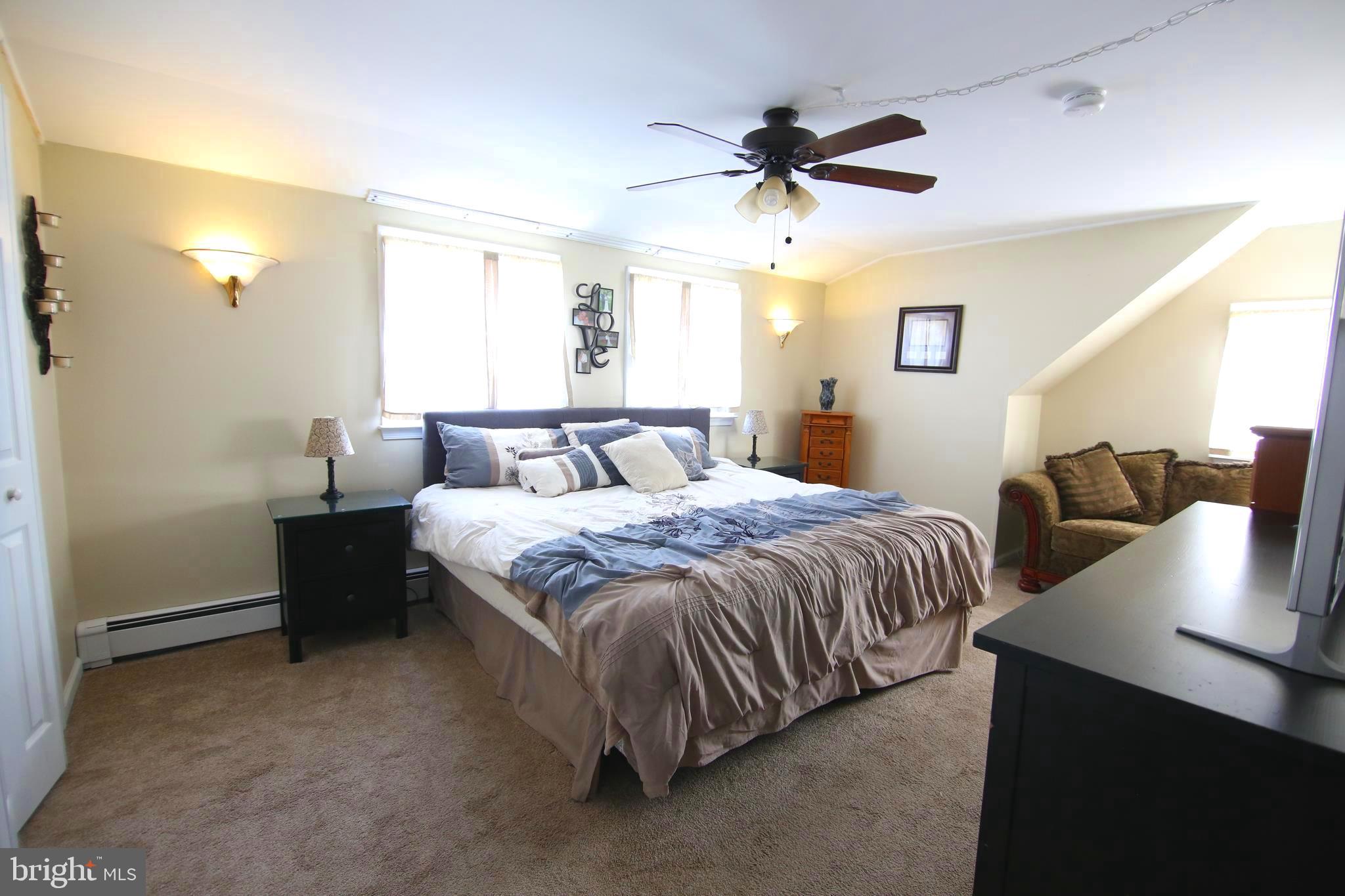 6 Hunt Road Levittown, PA 19056 - Photo 25 of 39 Gallery Image 25
