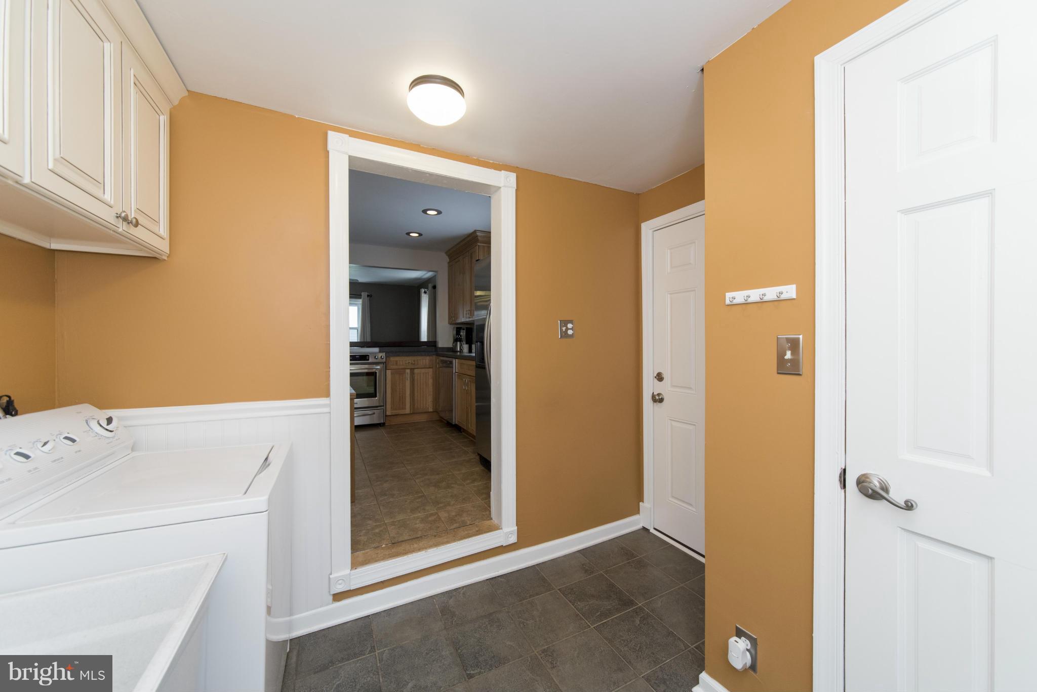 1110 Poplar Grove Road Street, MD 21154 - Photo 22 of 30 Laundry