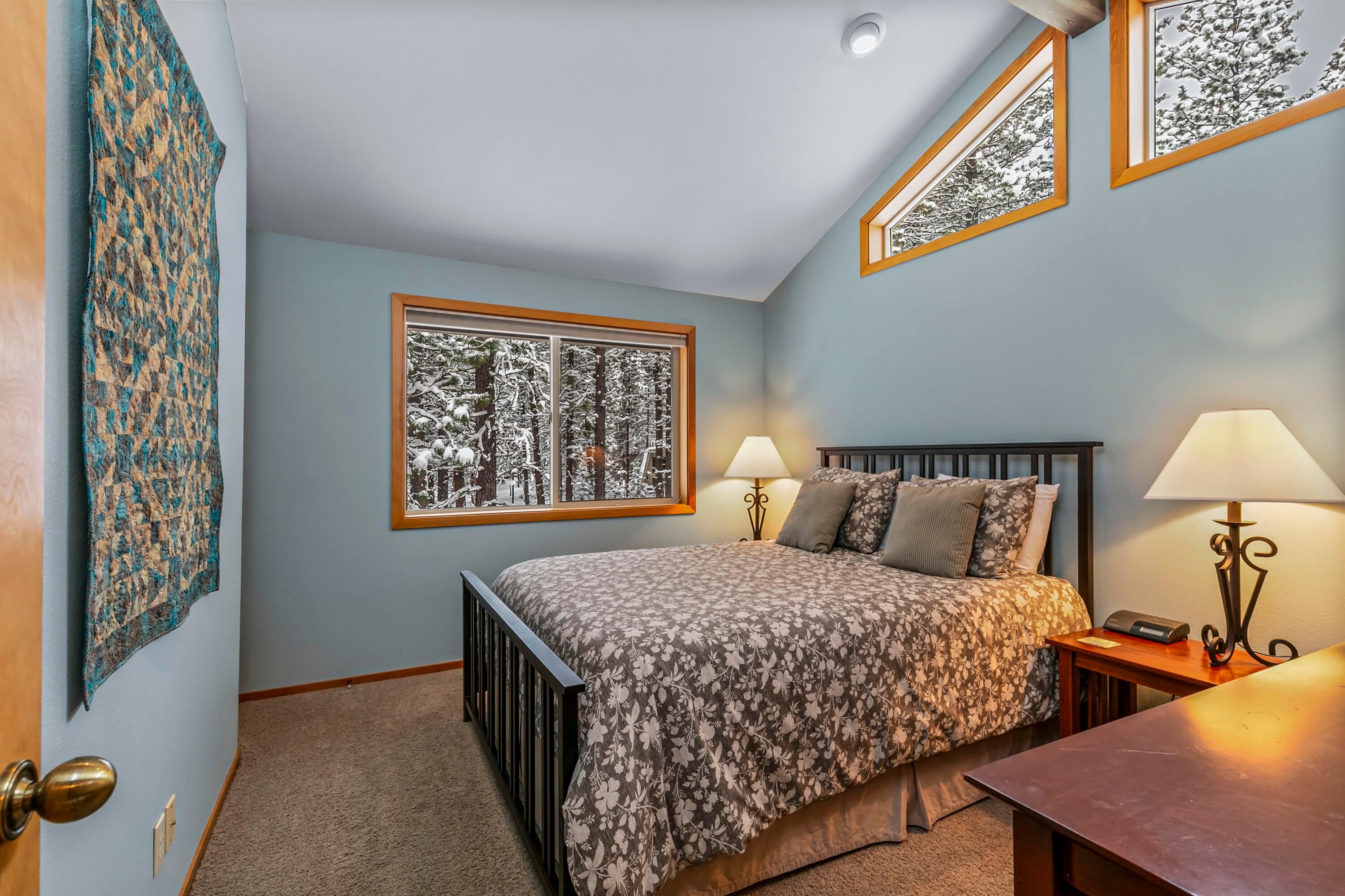 13593 Sundew, Unit SM 31 Black Butte Ranch, OR 97759 - Photo 15 of 17 SM 31_020
