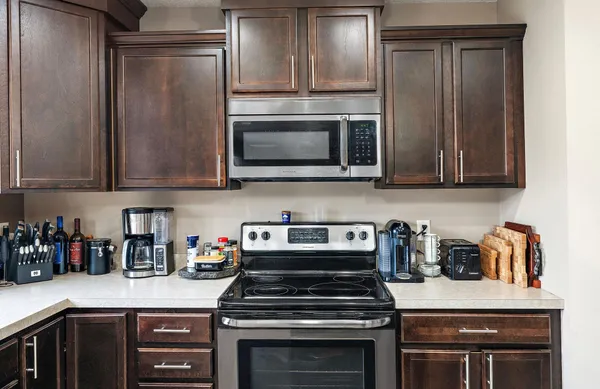 $450,000 | 713 Overlook Drive, Buffalo, MN 55313