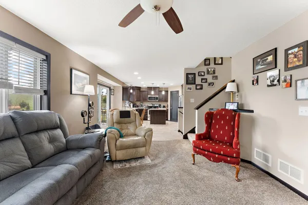 $450,000 | 713 Overlook Drive, Buffalo, MN 55313