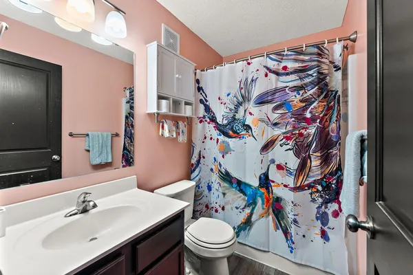 $450,000 | 713 Overlook Drive, Buffalo, MN 55313