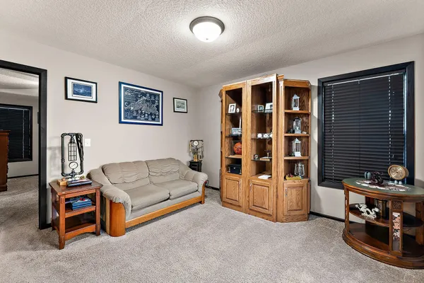 $450,000 | 713 Overlook Drive, Buffalo, MN 55313