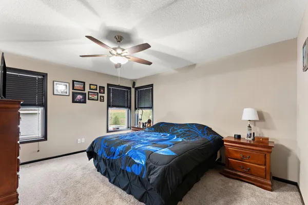 $450,000 | 713 Overlook Drive, Buffalo, MN 55313