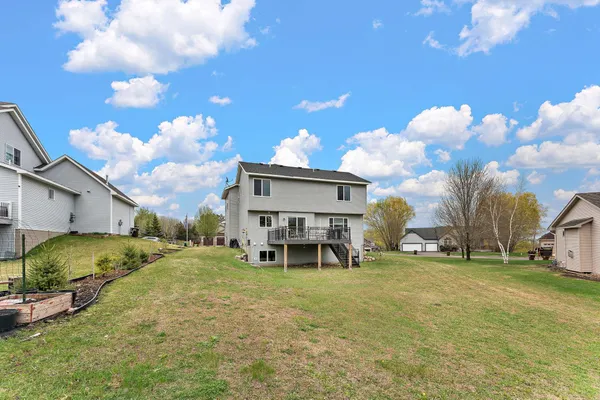 $450,000 | 713 Overlook Drive, Buffalo, MN 55313