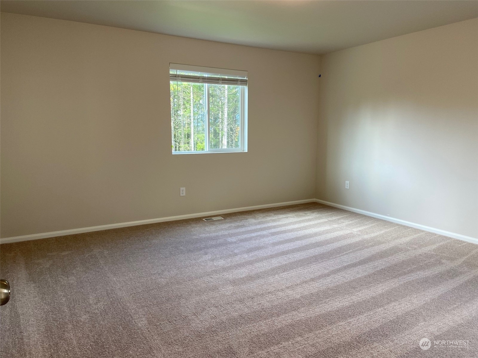 471 Northeast Ridge Point Boulevard, Unit 106 Belfair, WA 98528 - Photo 7 of 36 Gallery Image 7