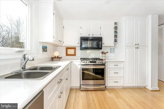 $575,000 | 19312 Hempstone Avenue, Poolesville, MD 20837