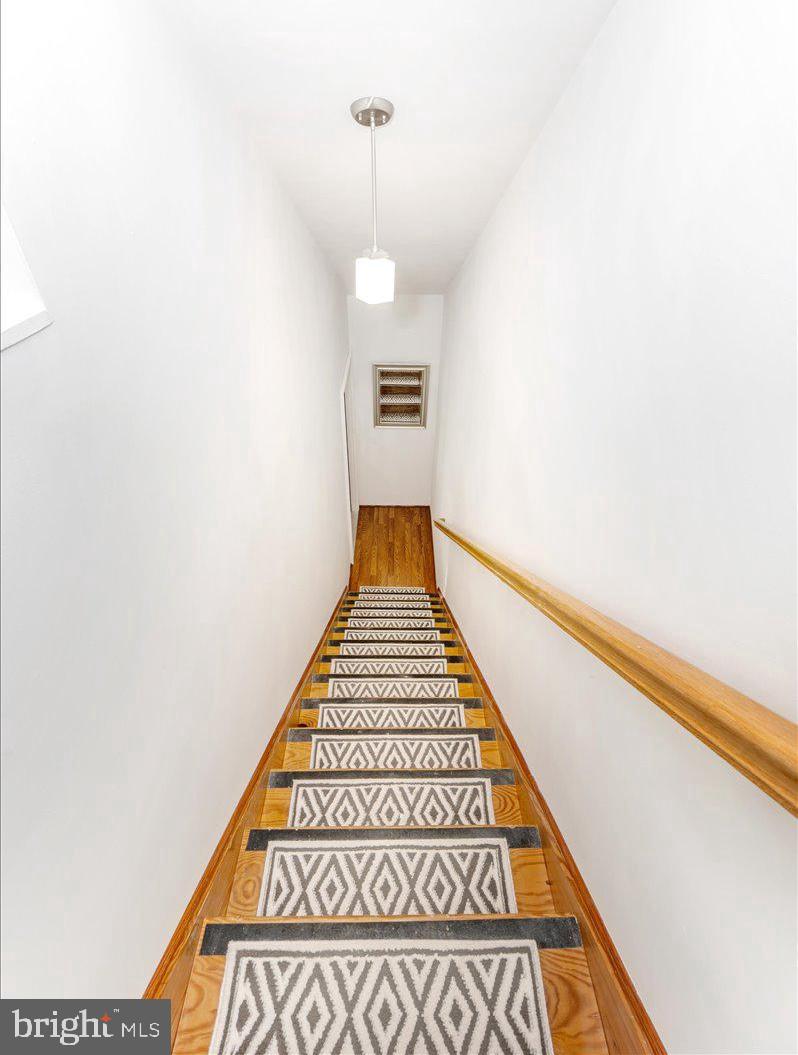 19312 Hempstone Avenue Poolesville, MD 20837 - Photo 37 of 66