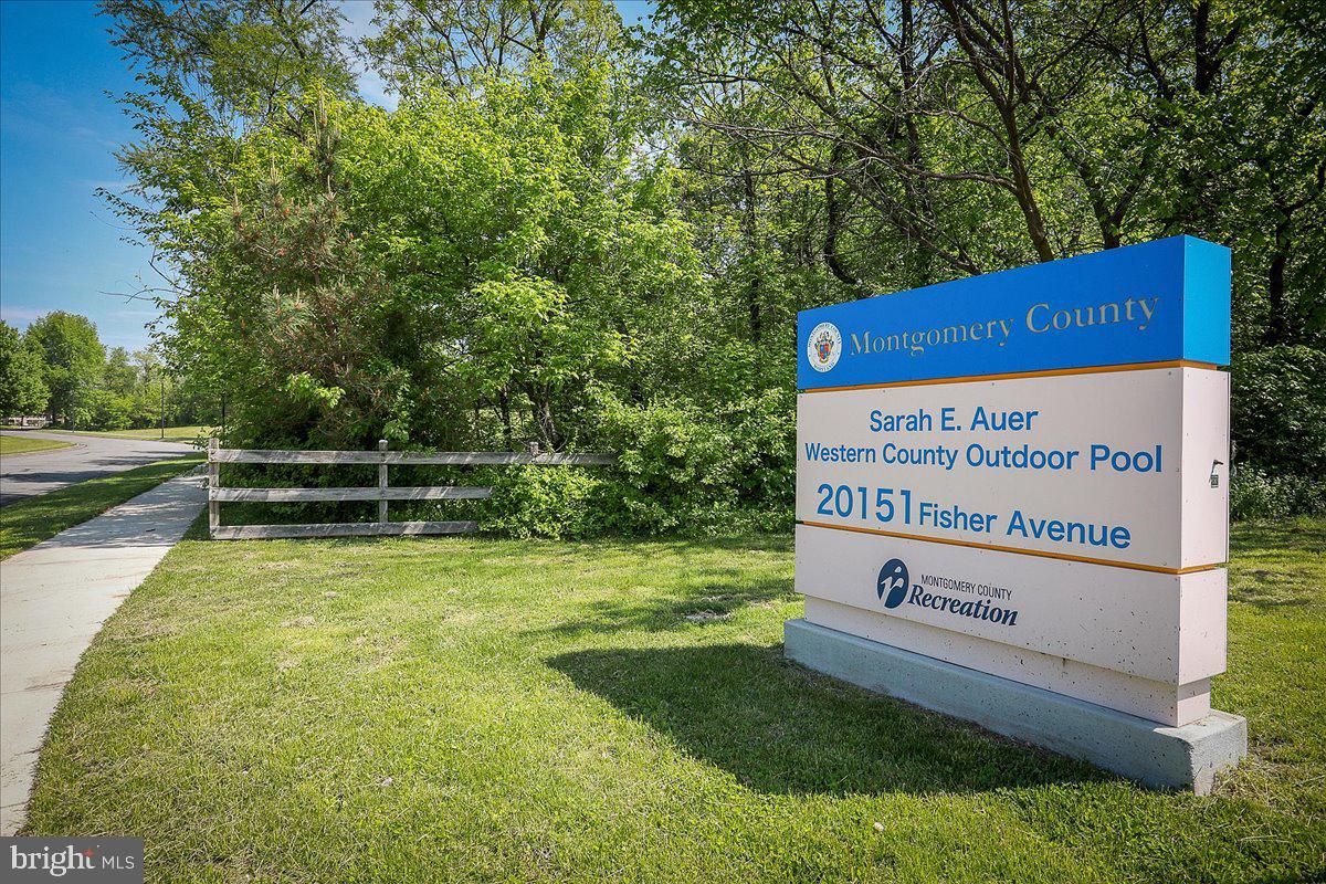 19312 Hempstone Avenue Poolesville, MD 20837 - Photo 62 of 66 Sarah E. Auer Western County Outdoor Pool