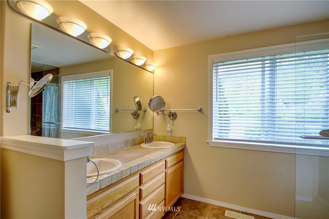 18582 Cascade Ridge Court Mount Vernon, WA 98274 - Photo 23 of 40