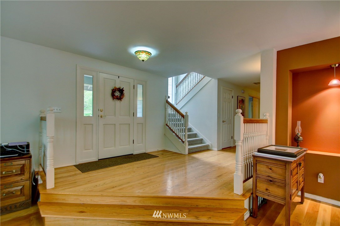 18582 Cascade Ridge Court Mount Vernon, WA 98274 - Photo 4 of 40