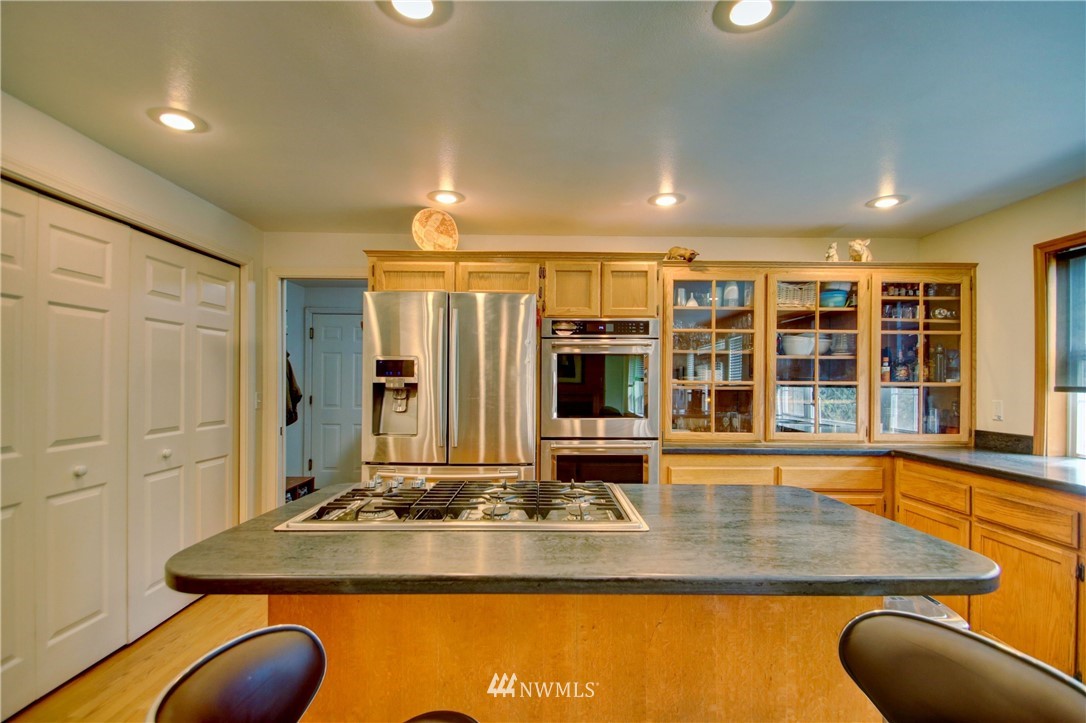 18582 Cascade Ridge Court Mount Vernon, WA 98274 - Photo 10 of 40