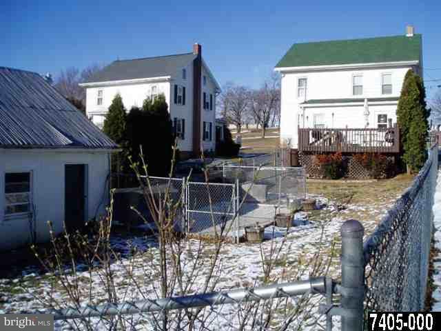 4858 East Prospect Road York, PA 17406 - Photo 4 of 9 Gallery Image 4