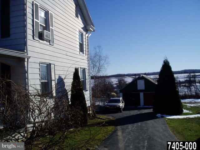 4858 East Prospect Road York, PA 17406 - Photo 5 of 9 Gallery Image 5