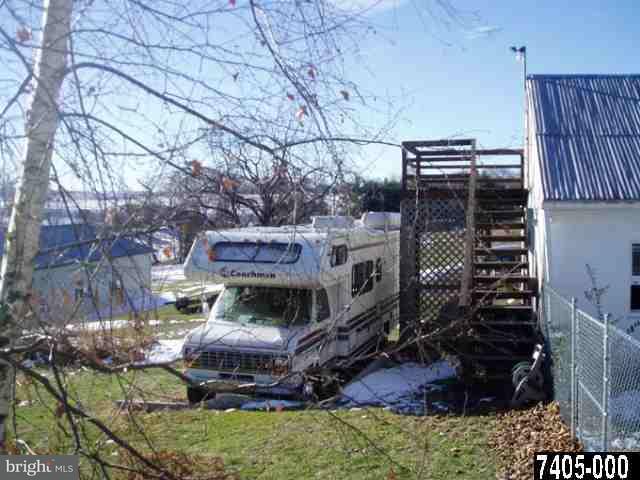 4858 East Prospect Road York, PA 17406 - Photo 8 of 9 Gallery Image 8