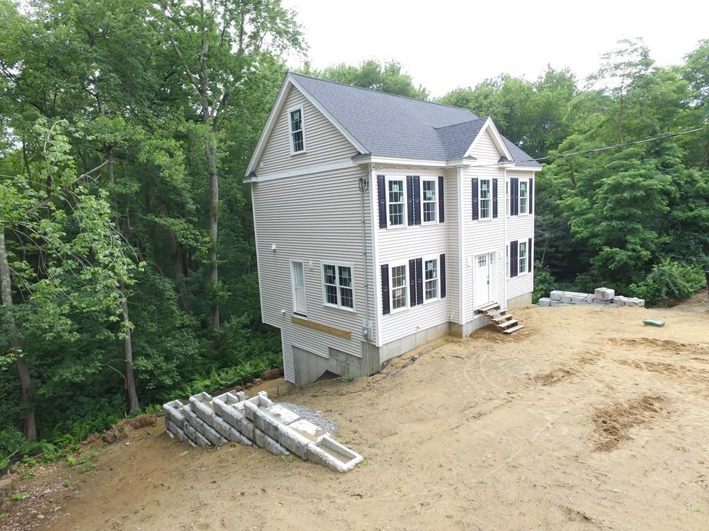15 Sand Hill Road Salisbury, MA 01952 - Photo 4 of 9