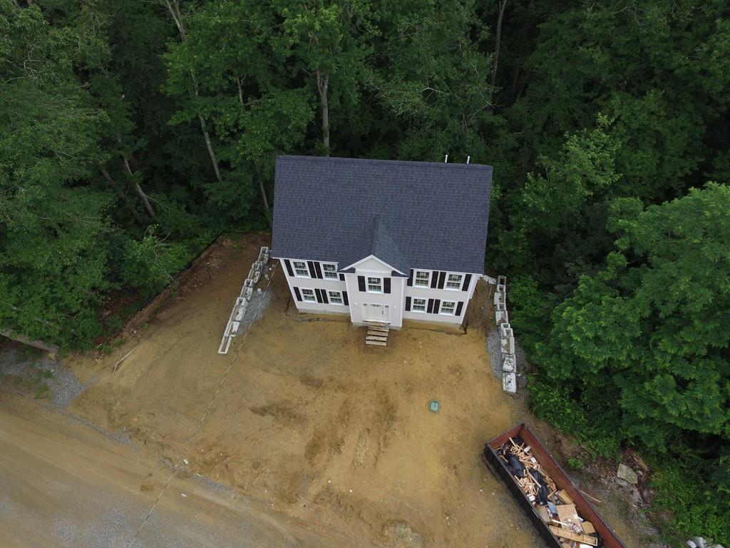 15 Sand Hill Road Salisbury, MA 01952 - Photo 5 of 9